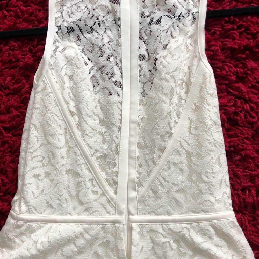 Dress - Picture 4 of 6